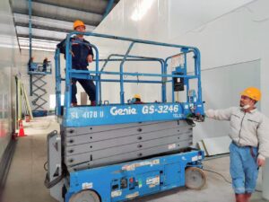 Rental scissorlift gresik