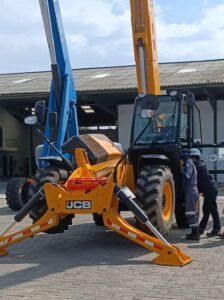 Telehandler 4 ton gresik